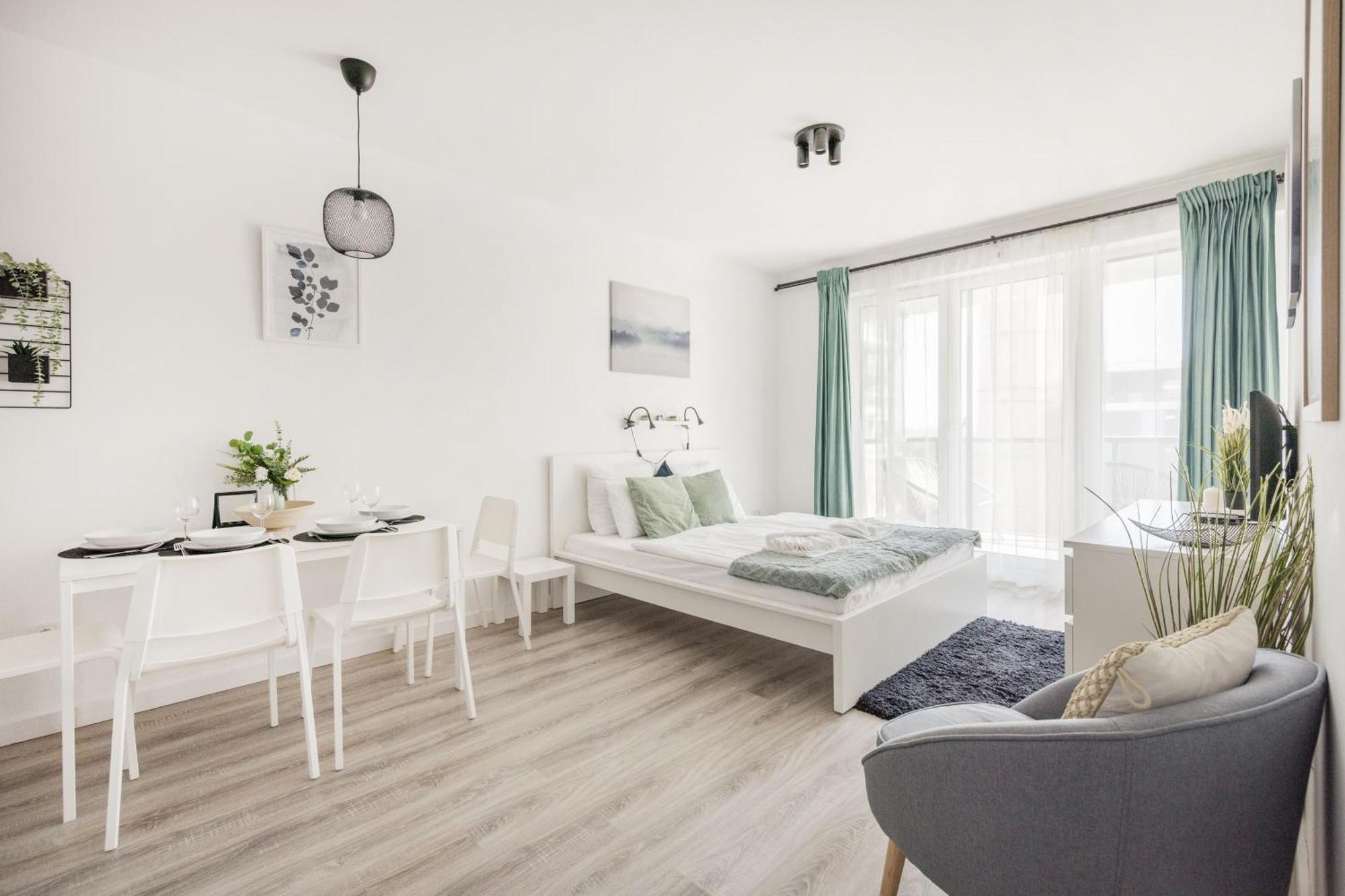Modern Riverfront Apartment With Free Parking Budapest Exterior photo