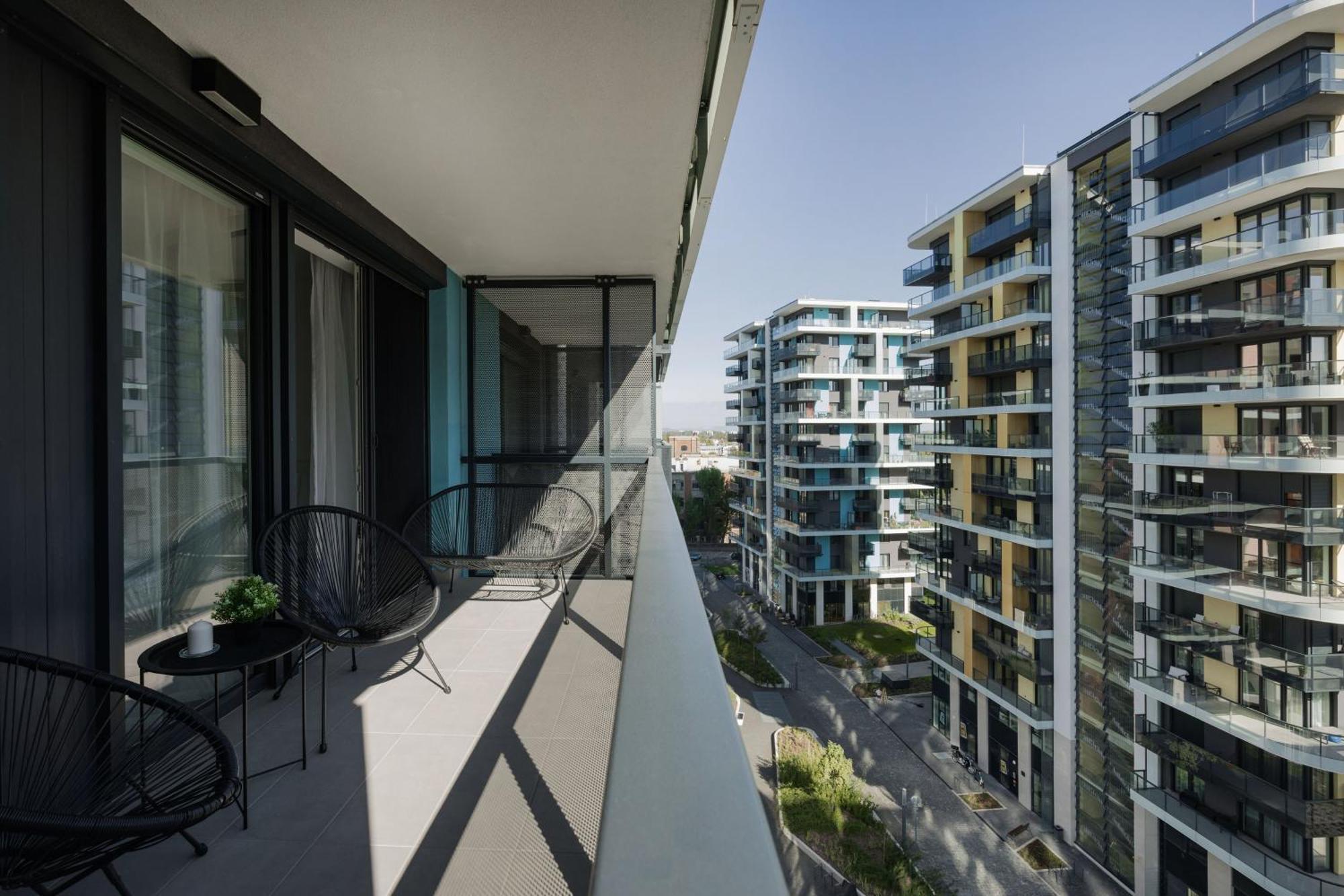 Modern Riverfront Apartment With Free Parking Budapest Exterior photo